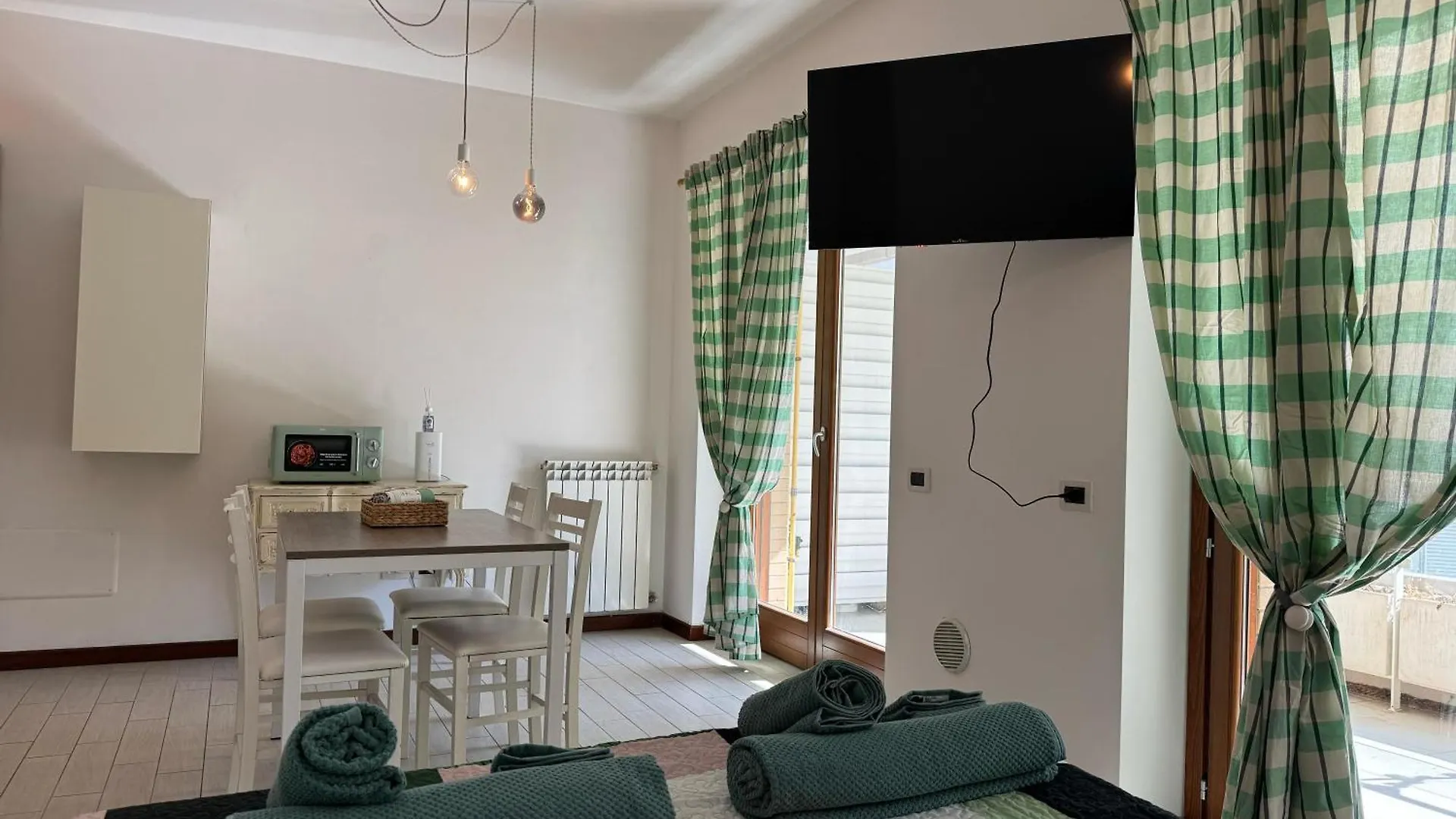 Tonelli Sweet Home Rome